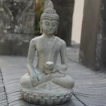 Solar Powered Zen Buddha Statue with Light - Resin Garden Entryway Decor, Outdoor Ornament - Image 5